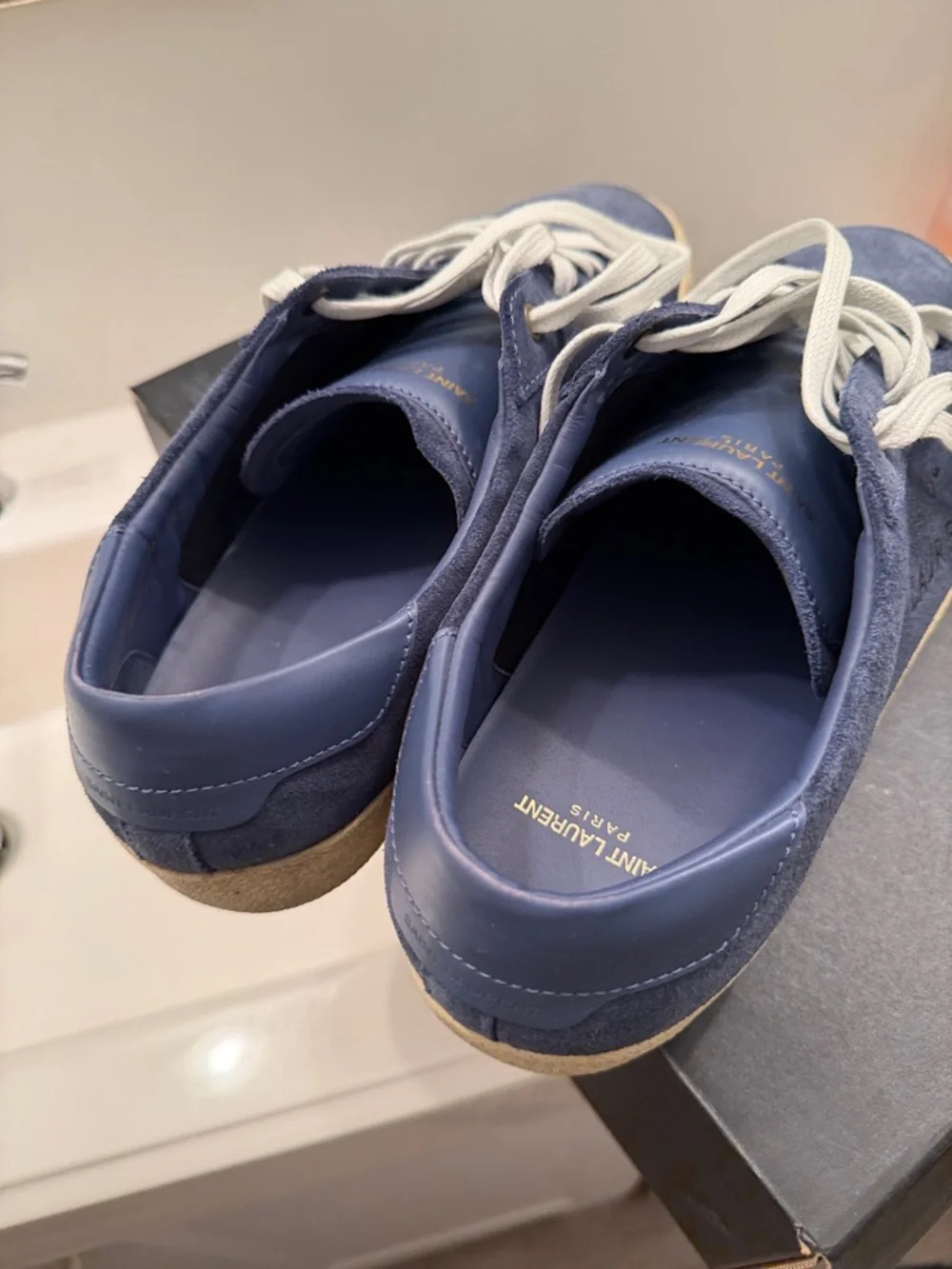 Saint Laurent Navy Suede Low-Top Sneakers with Contrast Laces - Picture 4 of 11